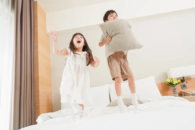 「Together for Ten, Cozy for Four」 Package