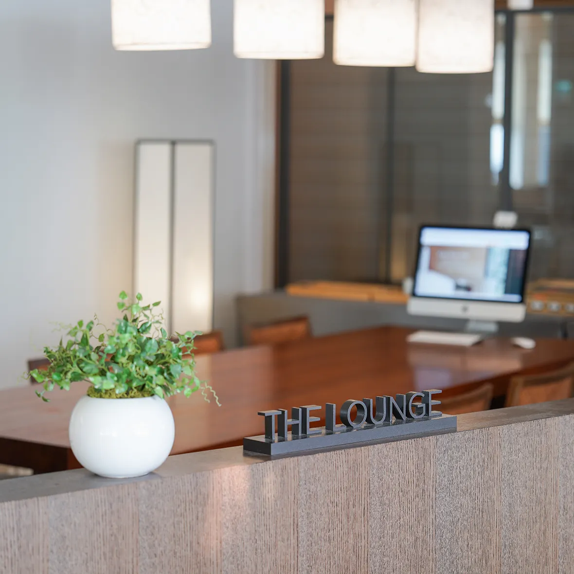Unwind @ THE Lounge