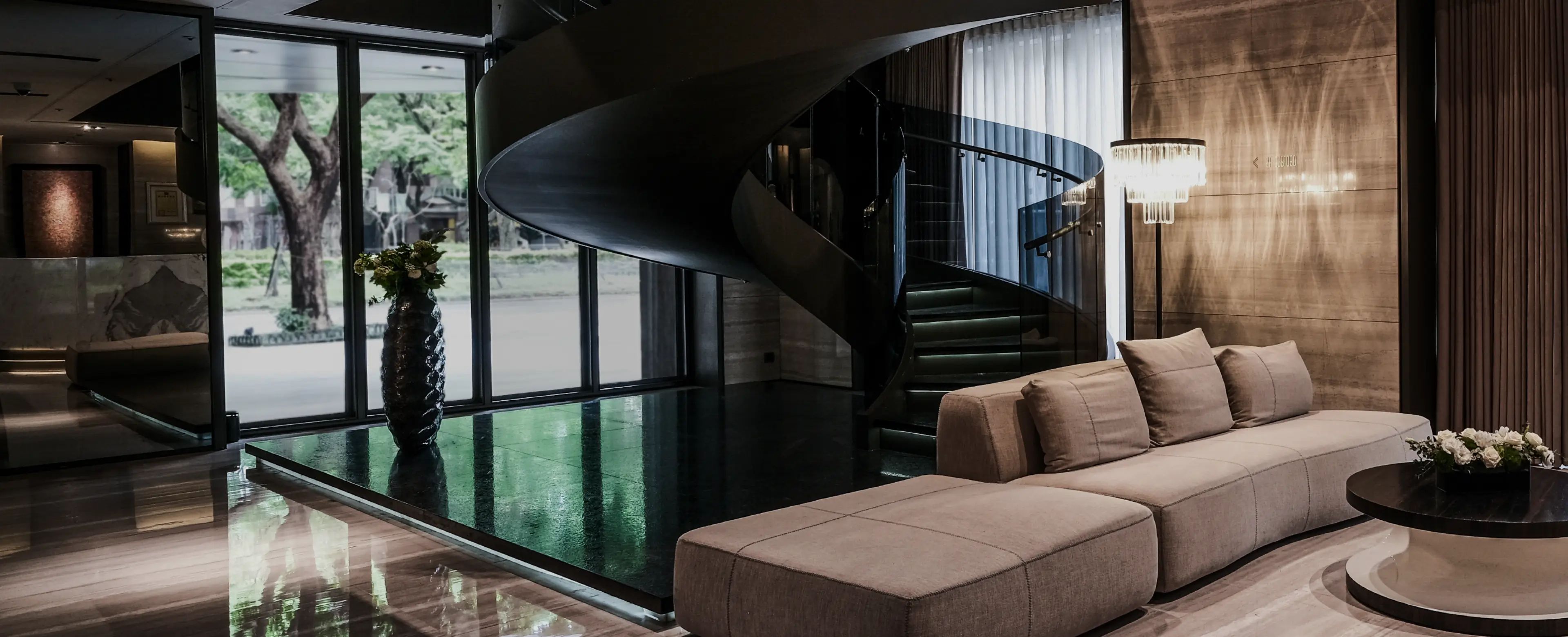 HOTEL COZZI和逸飯店│官網最優惠│線上快速訂房